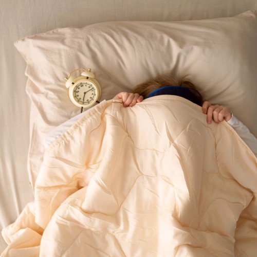 Vivid, violent dreams and REM sleep behaviour disorder image